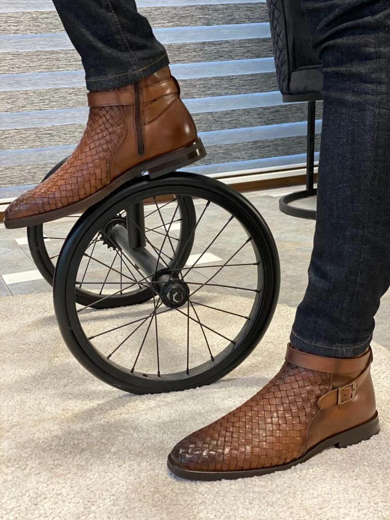 Hollo Camel Straw Chelsea Boots