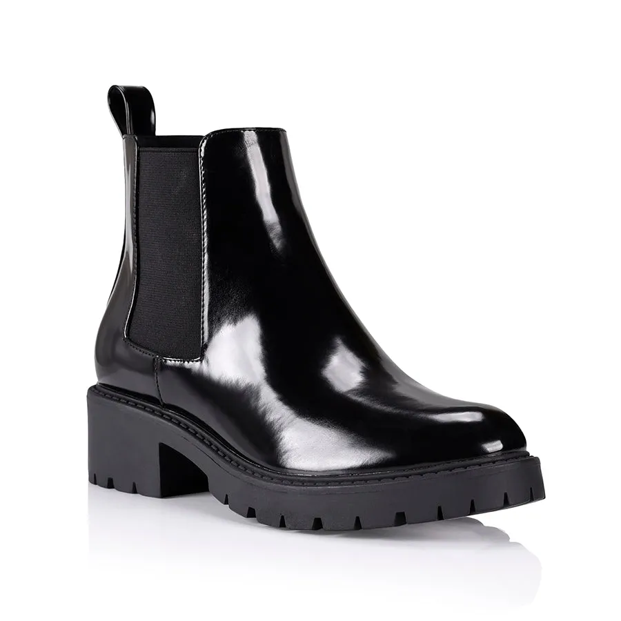 Jaya Chelsea Gusset Boots - Black Box PU