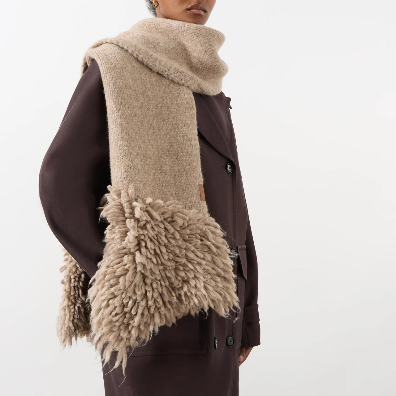 LOEWE Logo Knitted Scarf - Beige