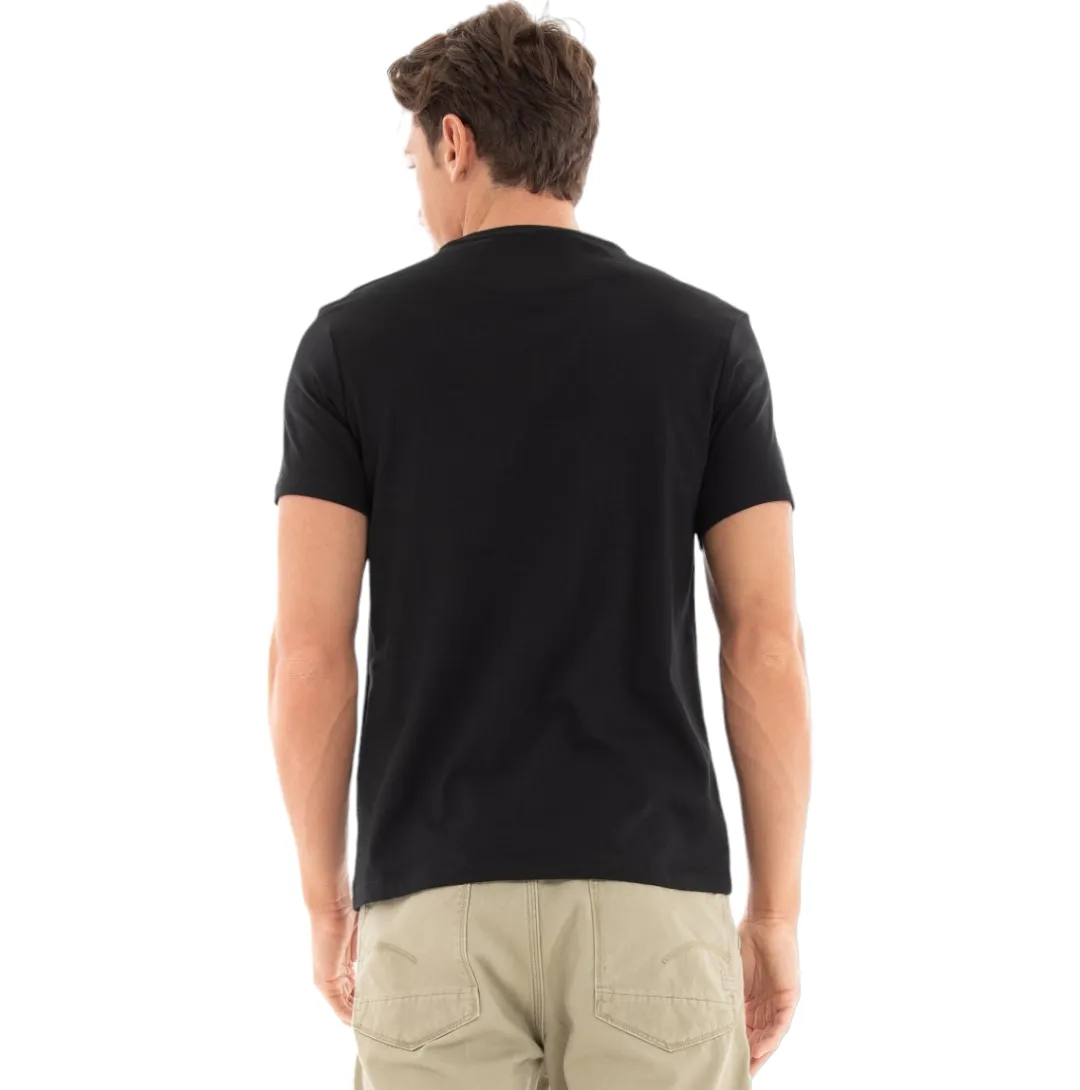 Lyle and Scott Contrast Pocket T-shirt