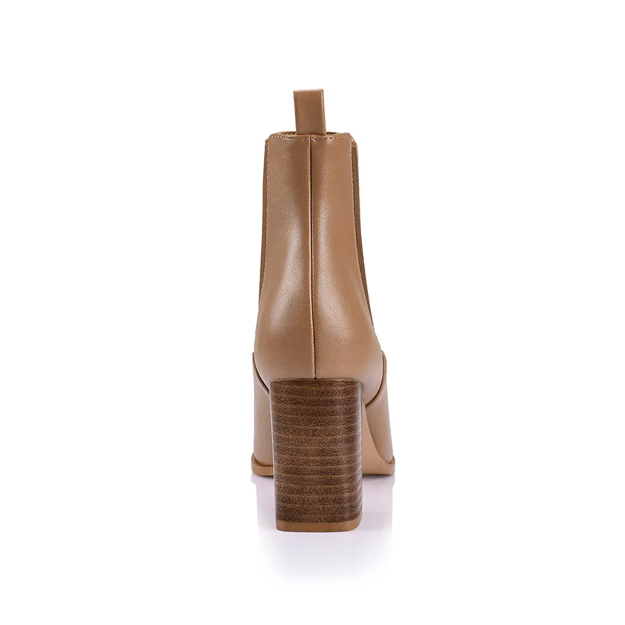 Magellan Chelsea Ankle Boots - Dark Camel