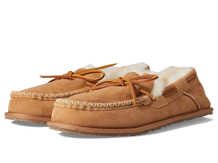 Manitobah Mukluks Shearling Cabin Loafer Men's