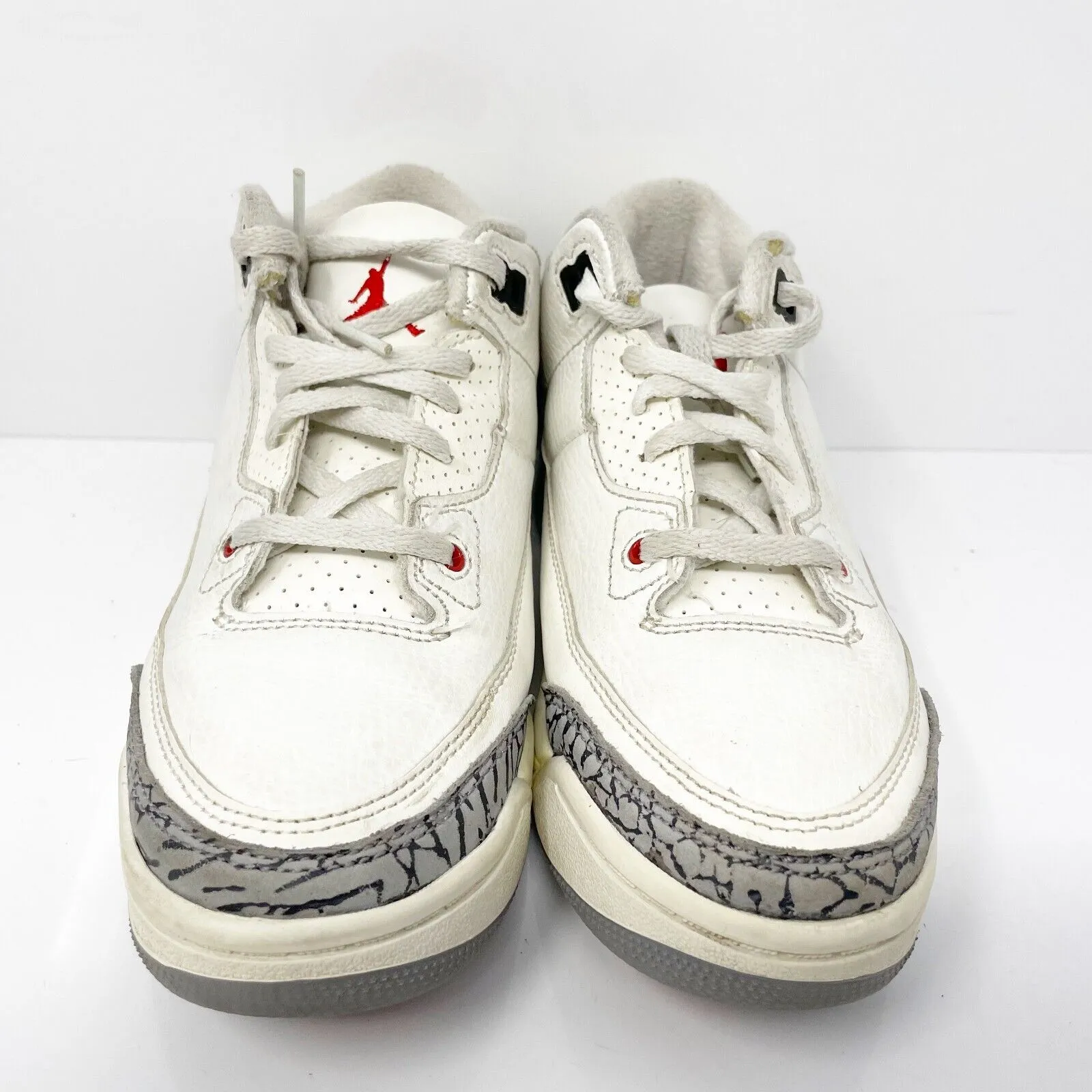 Nike Boys Air Jordan 3 DM0966-100 White Basketball Shoes Sneakers Size 1Y