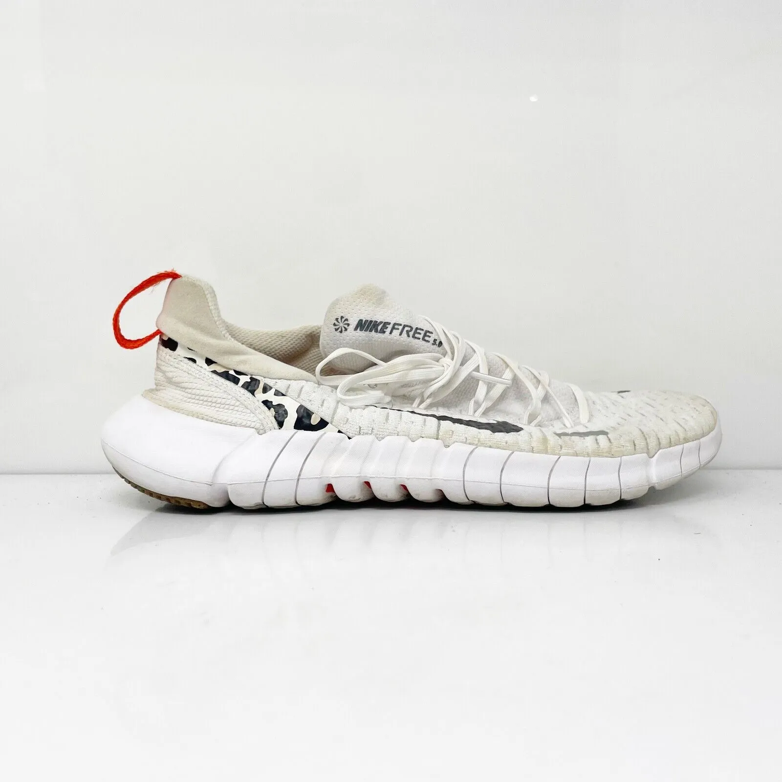 Nike Womens Free Run 5.0 NN DZ5217-100 White Running Shoes Sneakers Size 9