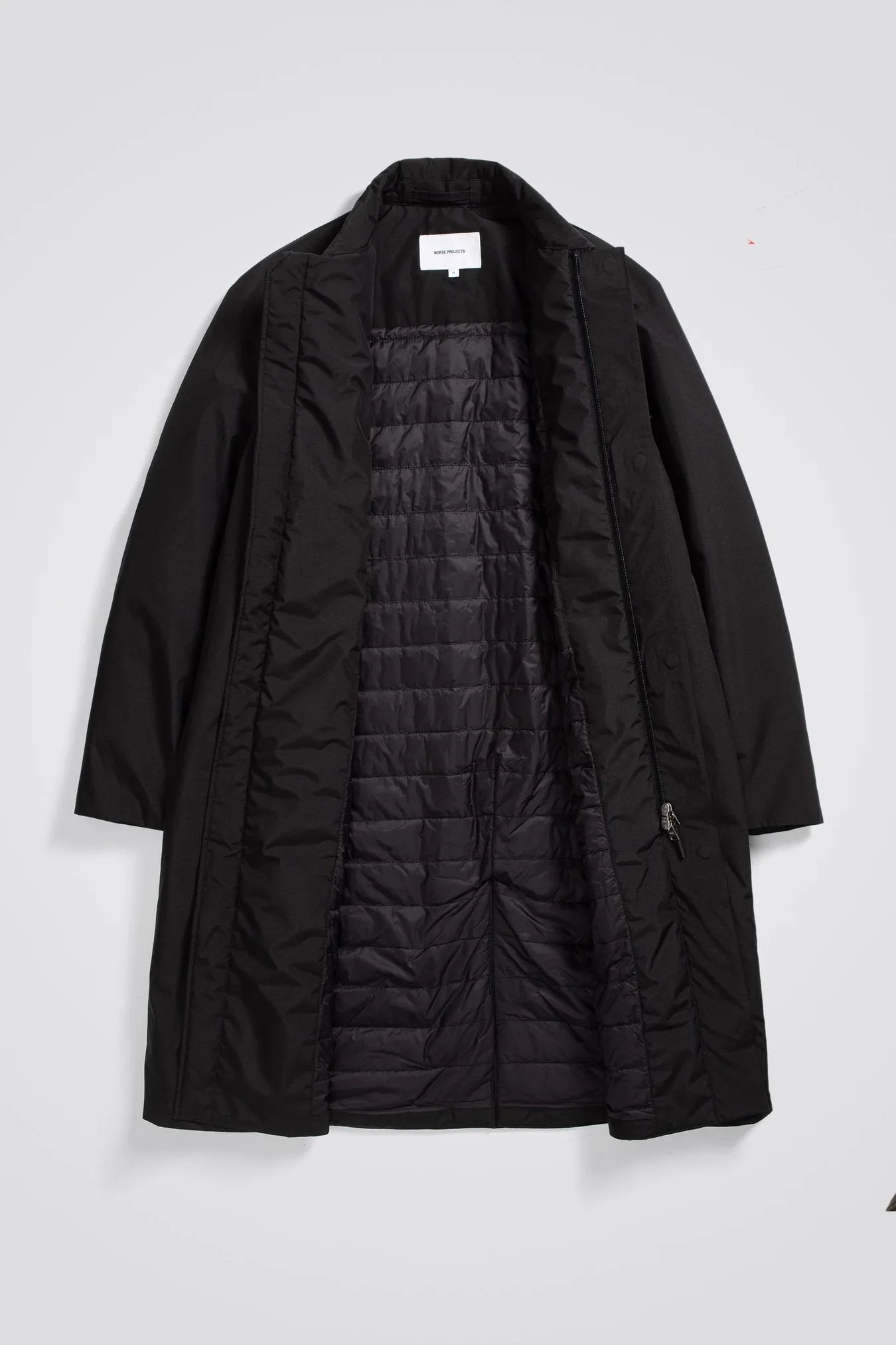 Norse Projects   Vargo Gore-Tex Infinium Raglan Mac Black