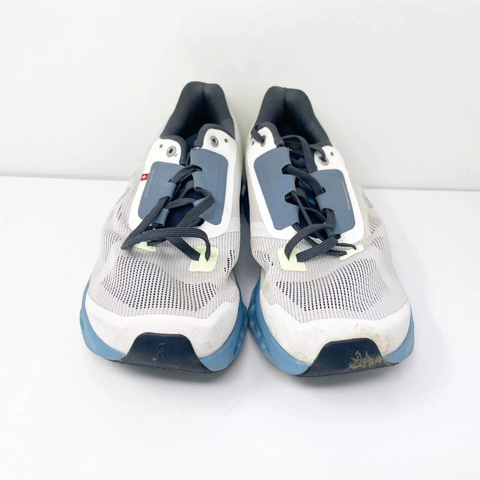 On Mens Cloudstratus Gray Running Shoes Sneakers Size 8.5