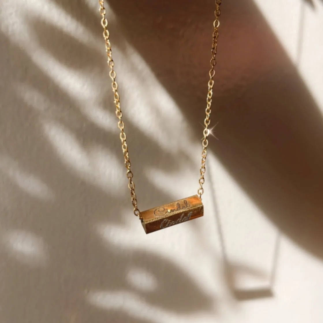 PRE-ORDER Lazer Engraved Floating Bar Necklace (4 Names / Words)