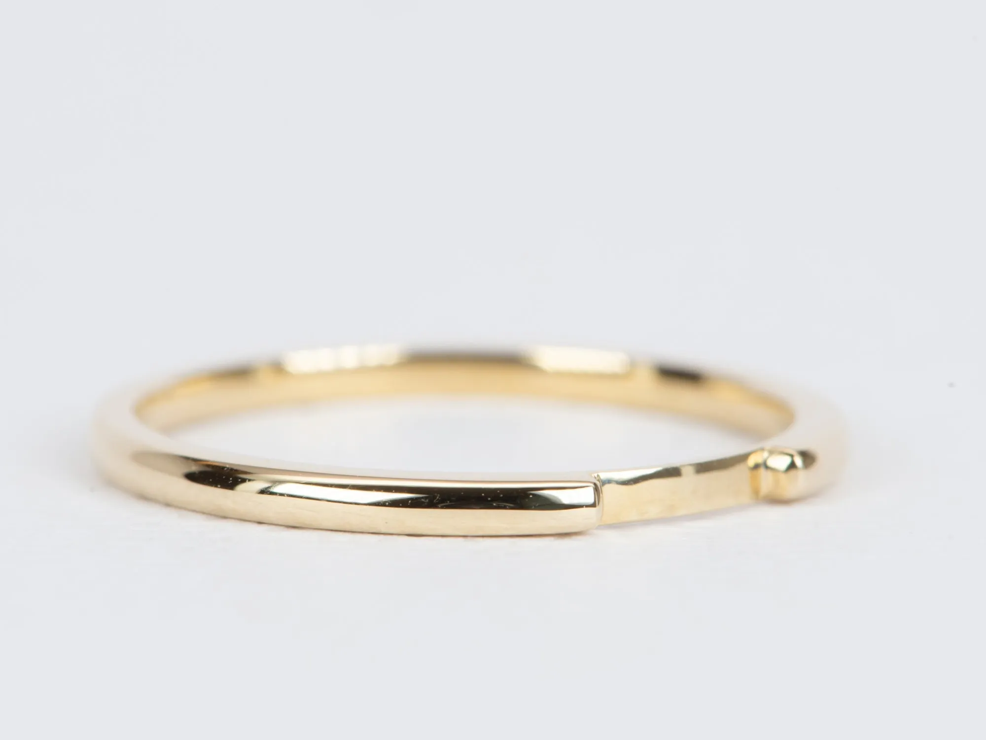 Unique Spacer Bar Wedding Band 14K 18K Gold AD2080G